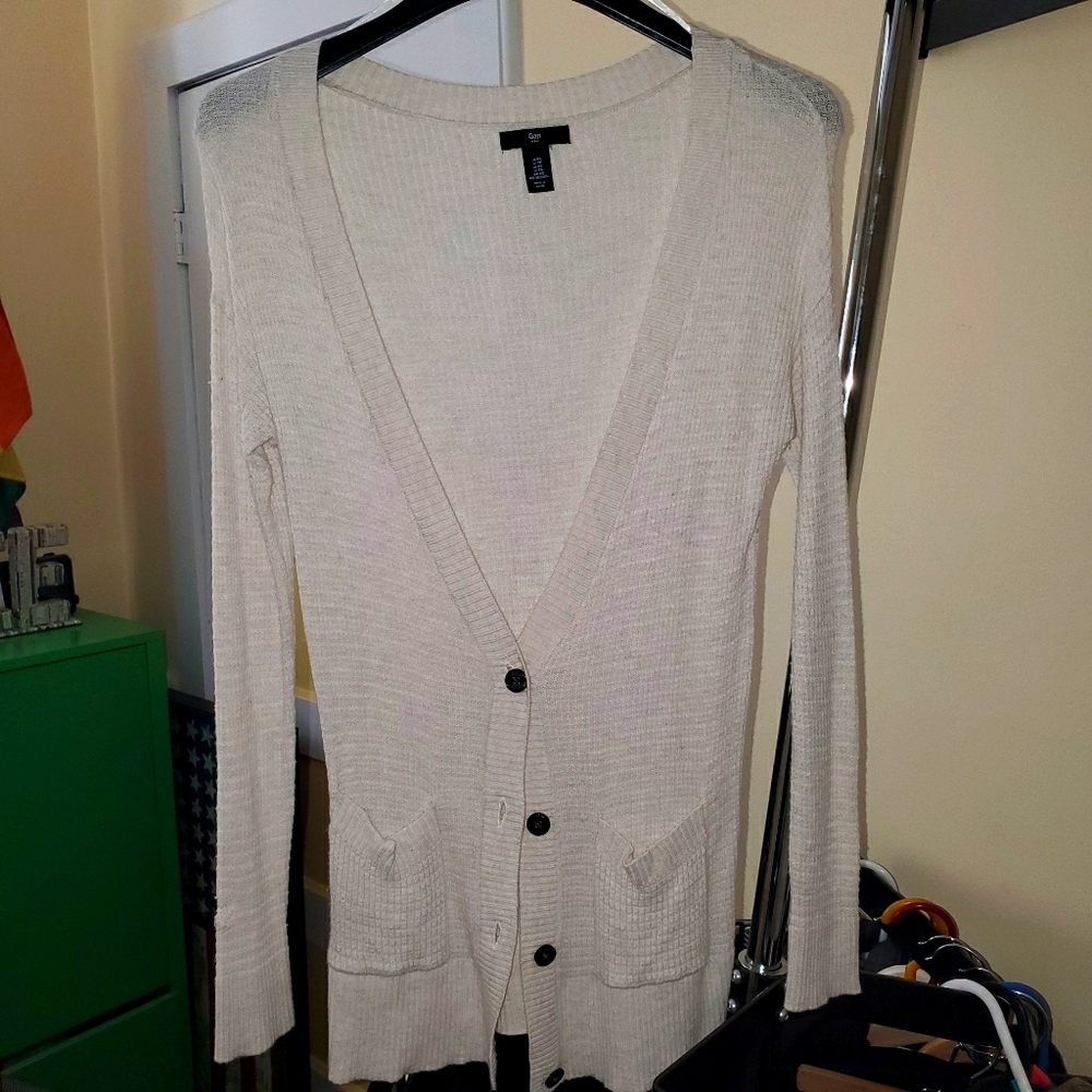 Sweater . Button down